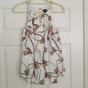 Keyhole flowy top with chain neckline